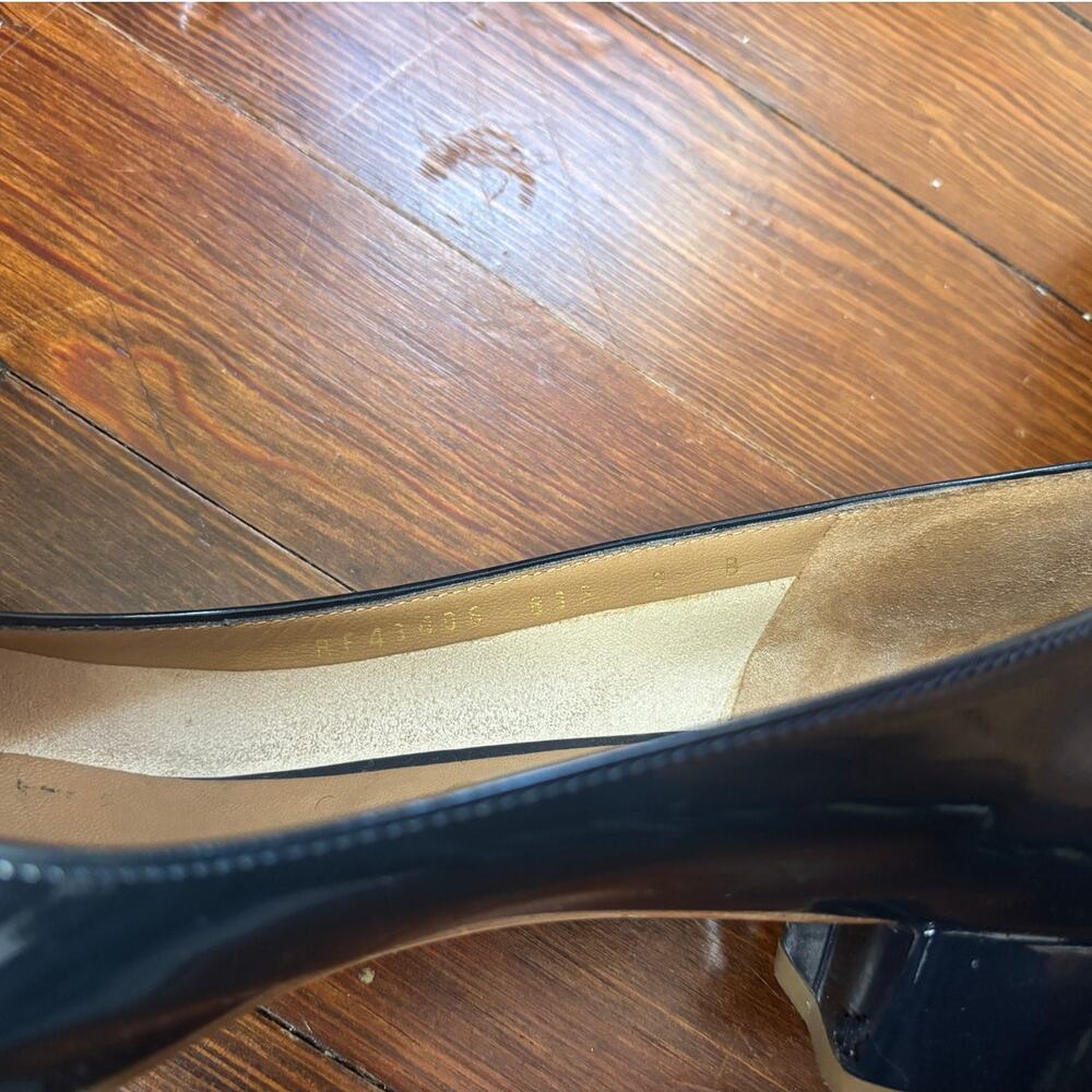 Salvatore Ferragamo Navy Blue Bow Pump - Picture 5 of 5